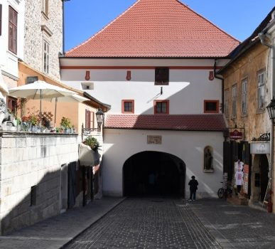 Fun Zagreb-zadatak_4-kamenita_vrata